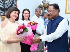 लोकतंत्र का सबसे बड़ा त्यौहार देखने छत्तीसगढ़ आया विदेशी राजनयिक दल