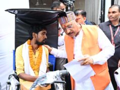 जनदर्शन: किसी को व्हीलचेयर, किसी को मोटराइज्ड ट्रायसायकल तो किसी को मिला कृत्रिम पैर