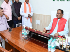 मुख्यमंत्री श्री विष्णुदेव साय की संवेदनशील पहल: एक बुजुर्ग व्यक्ति के कानों में फिर से गूंजेगी आवाज