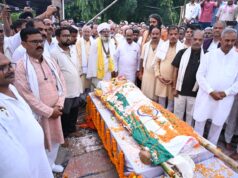 मदकू द्वीप क्षेत्र के विकास के शिल्पी शांताराम को दी गई श्रद्धांजलि….