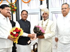 मुख्यमंत्री साय गुरु खुशवंत साहेब के गृहप्रवेश कार्यक्रम में हुए शामिल,धर्मगुरु गुरु बालदास साहेब जी को दी जन्मदिन की शुभकामनाएं…