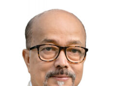 छठ महापर्व पर राज्यपाल रमेन डेका की शुभकामनाएं: कहा– सूर्य उपासना का यह पर्व देता है अनुशासन, आत्मसंयम और पर्यावरण संरक्षण का संदेश….