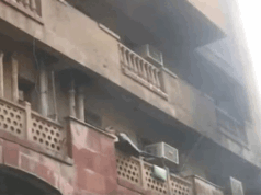 कावेरी अपार्टमेंट में लगी भीषण आग, धूं-धूंकर जले सांसदों के फ्लैट