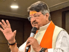 पथ विक्रेताओं को आर्थिक रूप से सशक्त बनाने वितरित किए जायेंगे ऋण : मंत्री श्री विजयवर्गीय