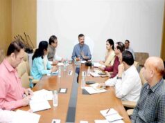 आम जनता तक पहुंचे विभाग की उपलब्धियां और नवाचार की जानकारी : मंत्री सिंह