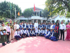 राज्यपाल रमेन डेका की पहल पर लोकभवन का विद्यार्थियों ने किया शैक्षणिक भ्रमण….
