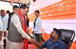 जन्मदिन पर सेवा का संदेश: मुख्यमंत्री विष्णु देव साय ने जन्मदिन पर रक्तदान शिविर का किया शुभारंभ….