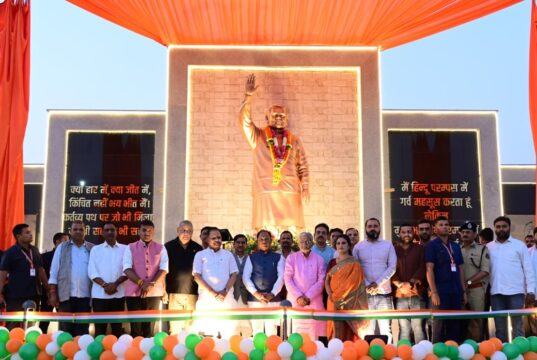 अटल परिसर से विकास का नया अध्याय: मुख्यमंत्री विष्णुदेव साय ने बिलासपुर में 26 करोड़ से अधिक के विकास कार्यों का किया लोकार्पण और शिलान्यास…..