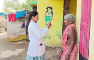 आयुष्मान और वय वंदन कार्ड वितरण में प्रदेश का अग्रणी जिला बना बस्तर, जिले में पदस्थ महिला शक्ति के सहयोग से हासिल हुई उपलब्धि…..