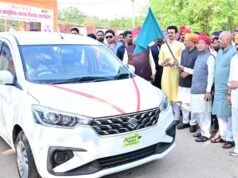 मुख्यमंत्री साय ने 4 शासकीय वाहनों को दिखाई हरी झंडी: राजस्व विभाग को मिले नए वाहन, प्रशासनिक कार्यों में आएगी तेजी और सहूलियत…..