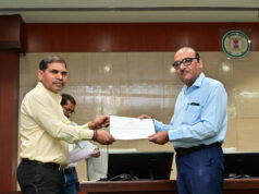 ई-ऑफिस में समयबद्ध कार्य करने और उपस्थिति में श्रेष्ठ प्रदर्शन करने वाले अधिकारी-कर्मचारियों को मुख्य सचिव ने किया सम्मानित….