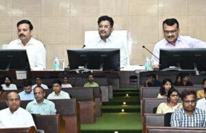 चार जिले के सहायक आयुक्त को शो-कॉज नोटिस, प्रमुख सचिव सोनमणि बोरा ने ली राज्य स्तरीय विभागीय बैठक….