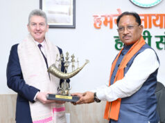 मुख्यमंत्री विष्णु देव साय से आस्ट्रेलिया के महावाणिज्य दूत बर्नार्ड लिंच ने की सौजन्य मुलाकात…….