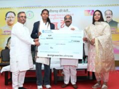 भारत को कबड्डी विश्वकप और एशियन चैंपियन बनाने वाली संजू देवी को 50 लाख की प्रोत्साहन राशि, उप मुख्यमंत्री अरुण साव ने सौंपा चेक, राज्य में पहली बार किसी खिलाड़ी को दी गई है इतनी बड़ी प्रोत्साहन राशि…..