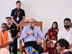 राज्यपाल रमेन डेका ने ग्राम बेहराखार जाकर विशेष पिछड़ी जनजाति बिरहोर समुदायों से की आत्मीय मुलाकात….