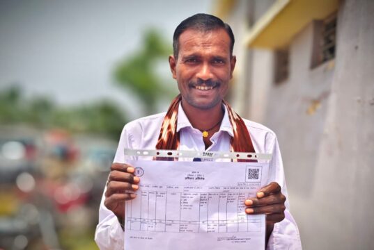 स्वामित्व योजना से ग्रामीणों को मिला मालिकाना हक : बालोद में अधिकार अभिलेख वितरण तेज…..