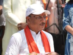 एक माह के नवजात का मुख्यमंत्री ने किया नामकरण, “रविशंकर” नाम से गूंजा गांव का आंगन….