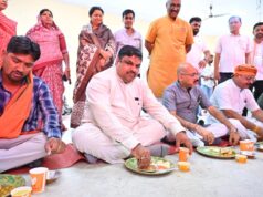 श्रमिक दिवस पर सेवा सदन में सामूहिक भोजन एवं संवाद कार्यक्रम आयोजित, मंत्री गजेन्द्र यादव ने बढ़ाया श्रमिकों का उत्साह…..