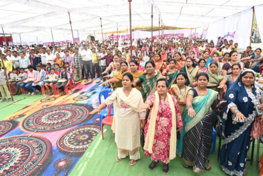सुशासन तिहार के शिविरों में मिल रहा समस्याओं का त्वरित समाधान, योजनाओं का लाभ पहुंच रहा अंतिम व्यक्ति तक…..