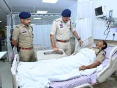 पुलिस कमिश्नर संजीव शुक्ला ने अस्पताल पहुंचकर घायल पुलिस जवानों का जाना हाल…..