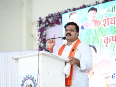 उप मुख्यमंत्री विजय शर्मा ने किसानों को वितरित किए शेयर प्रमाण पत्र…..