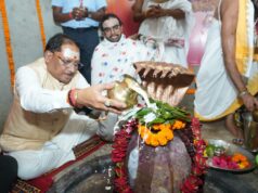 मुख्यमंत्री विष्णुदेव साय ने बाबा कर्मेश्वर का किया रुद्राभिषेक, प्रदेशवासियों की सुख-समृद्धि और खुशहाली की कामना की….